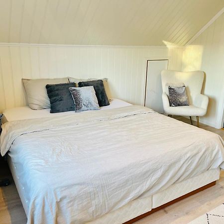 A Beautiful 3-Bedroom Apartment With Stunning Views And Free Parking Bergen Buitenkant foto
