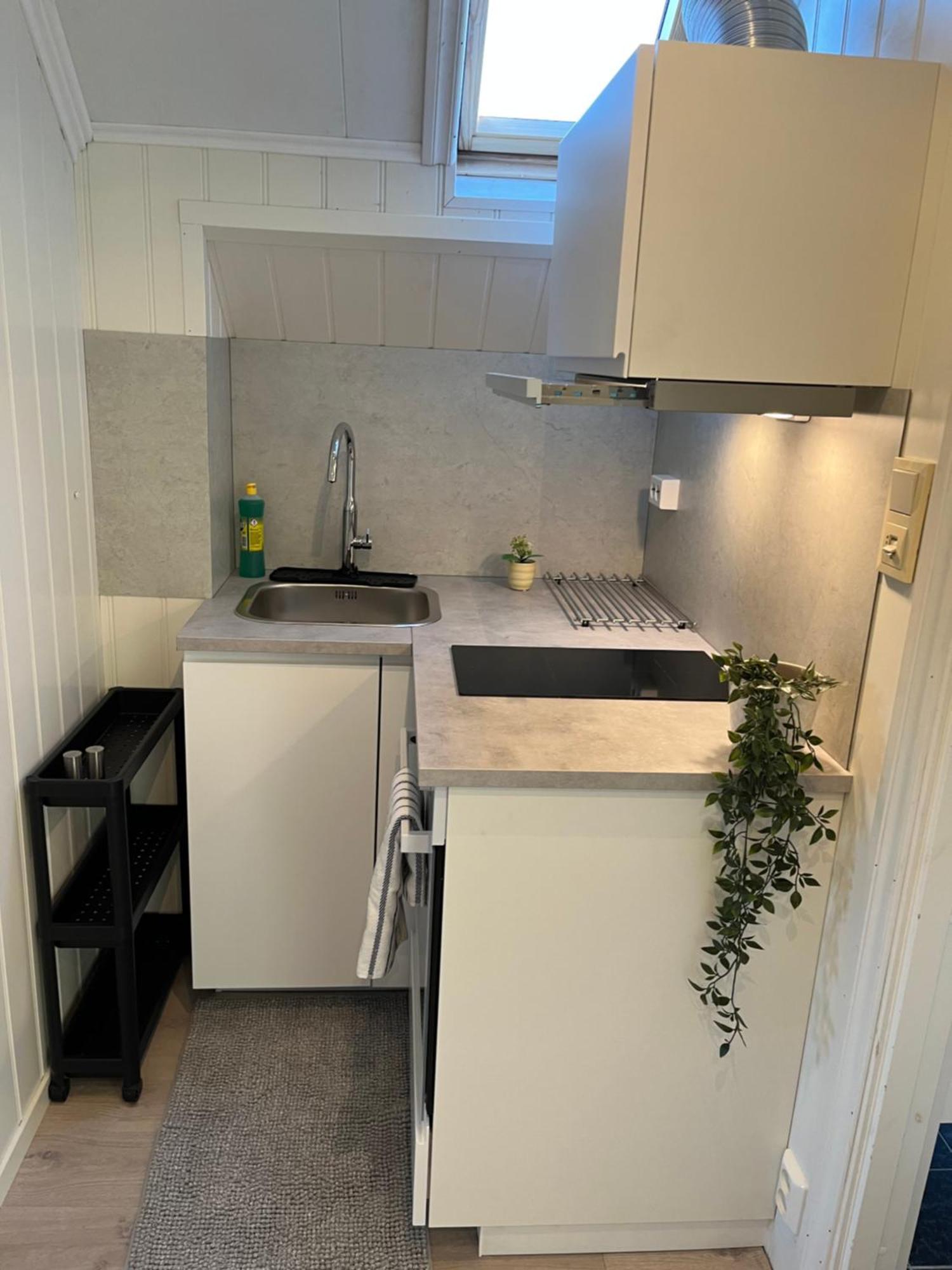 A Beautiful 3-Bedroom Apartment With Stunning Views And Free Parking Bergen Buitenkant foto