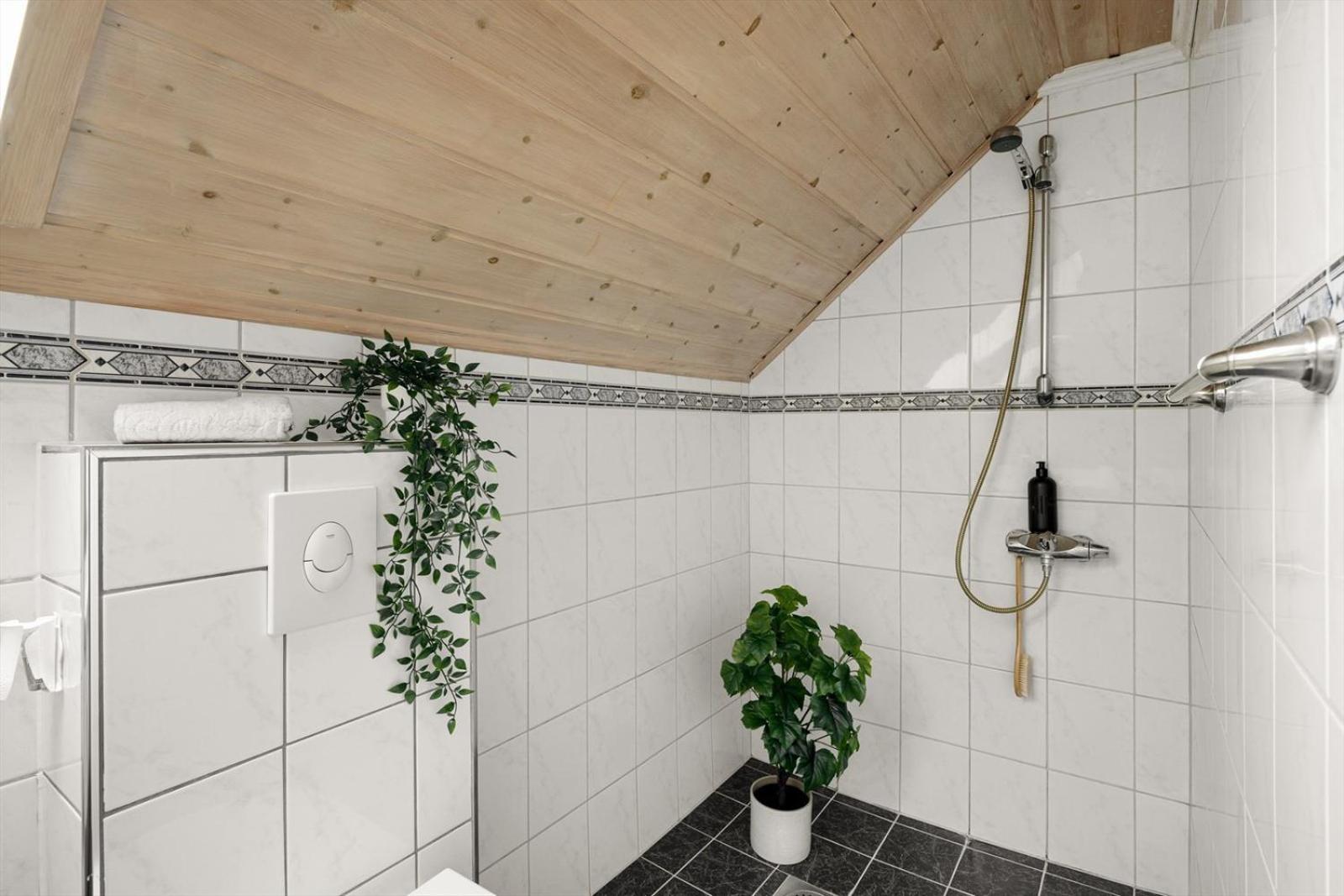 A Beautiful 3-Bedroom Apartment With Stunning Views And Free Parking Bergen Buitenkant foto