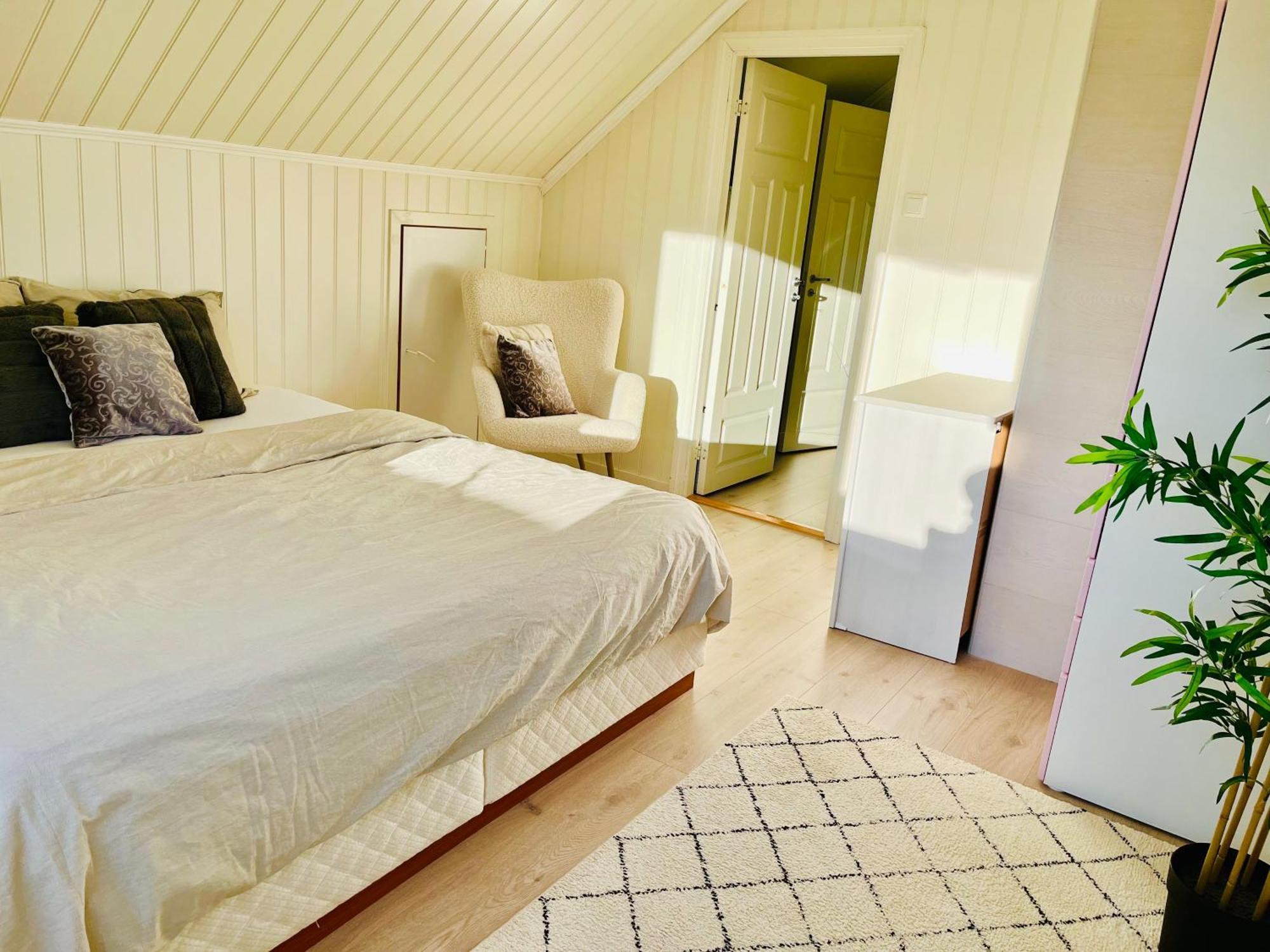 A Beautiful 3-Bedroom Apartment With Stunning Views And Free Parking Bergen Buitenkant foto